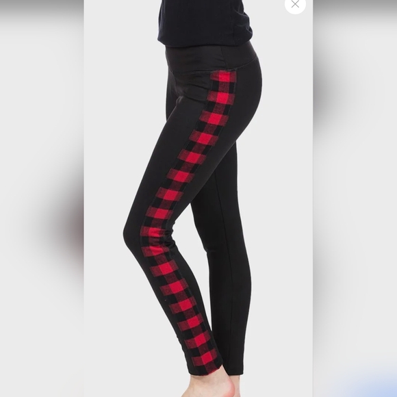 the vermont flannel co. Pants - THE VERMONT FLANNEL CO. sz Medium Leggings Red Buffalo Flannel Lined Black Red
